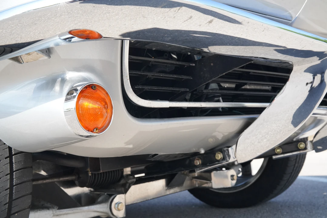 1965 Chevrolet Corvette C2 - Image 22 of 31