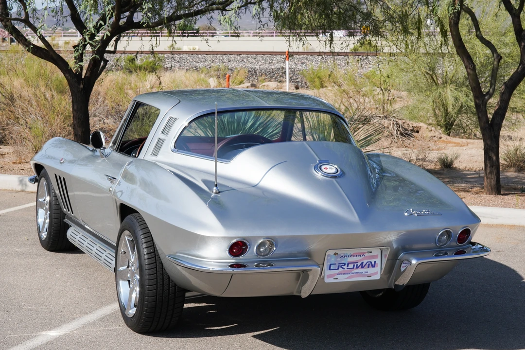 1965 Chevrolet Corvette C2 - Image 10 of 31
