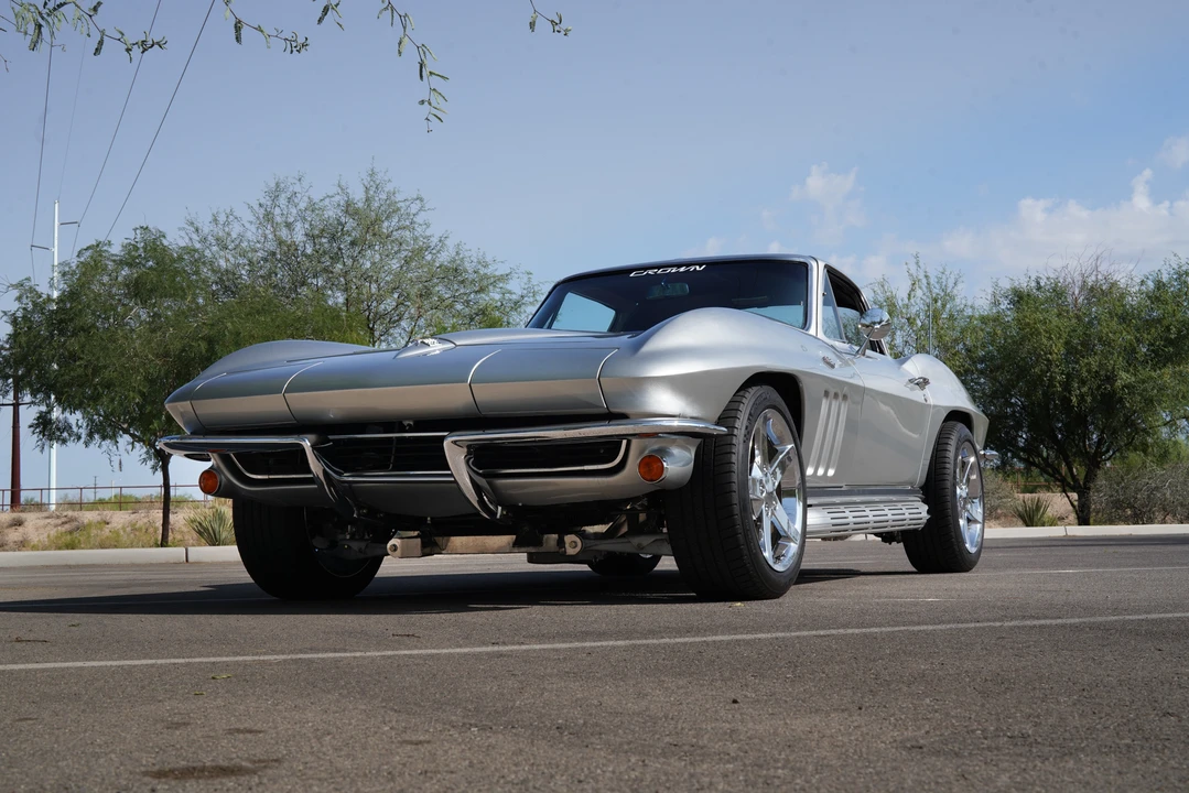 1965 Chevrolet Corvette C2 - Image 15 of 31