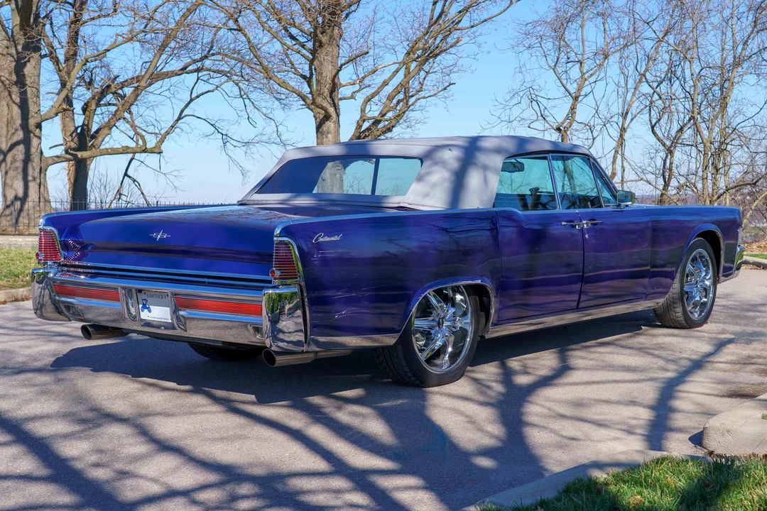 1965 Lincoln Continental 4th Gen - Image 14 of 31