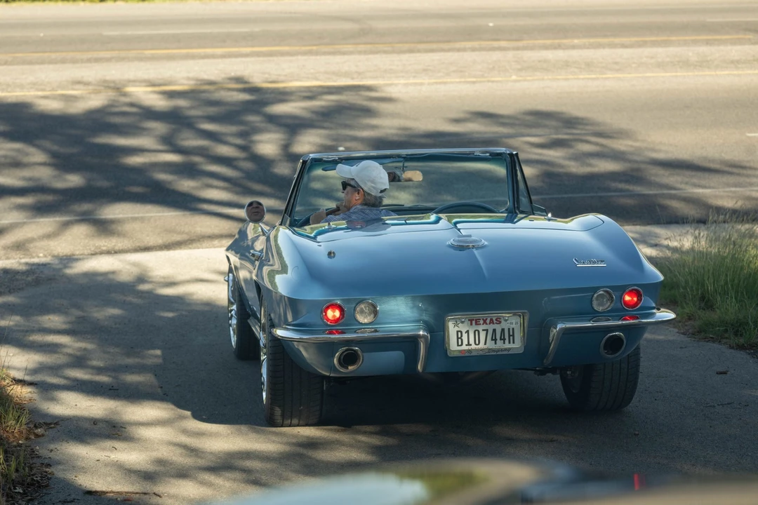 1966 Chevrolet Corvette C2 - Image 28 of 31