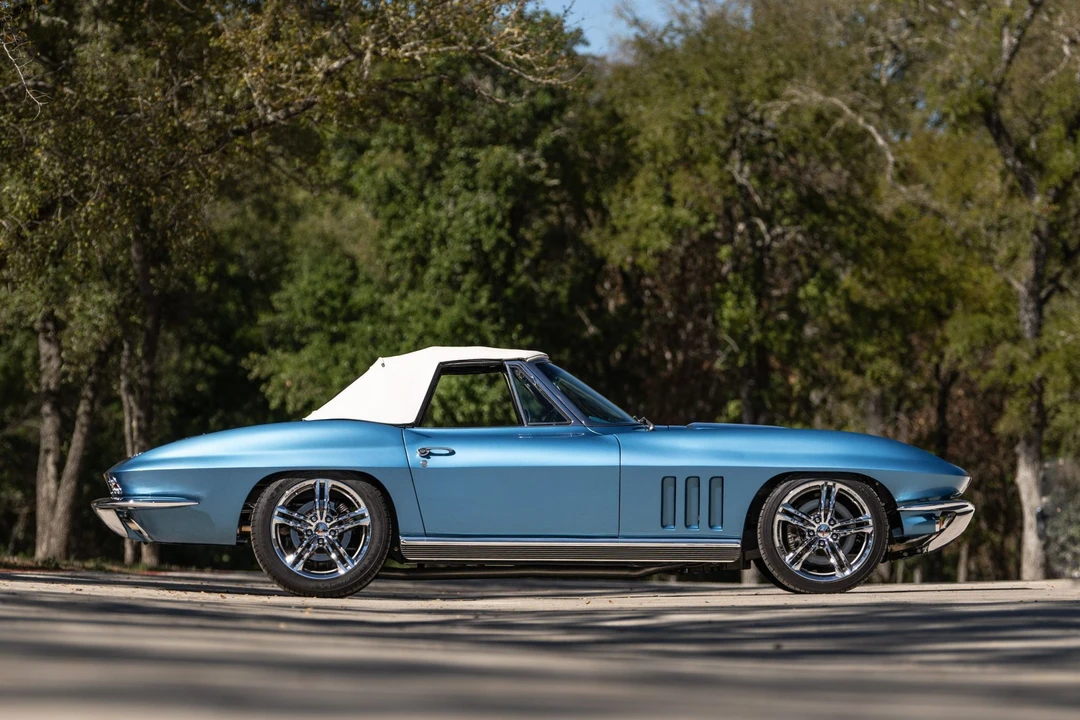 1966 Chevrolet Corvette C2 - Image 13 of 31