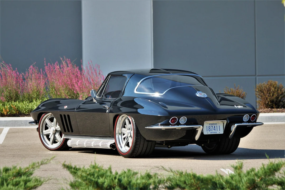 1966 Chevrolet Corvette C2 - Image 13 of 31