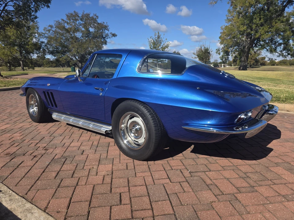 1966 Chevrolet Corvette C2 - Image 10 of 31