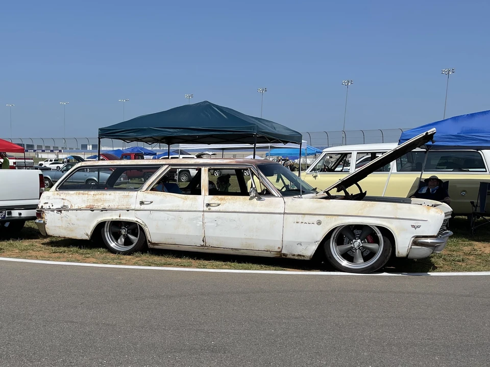 1966 Chevrolet Impala 4th Gen - Image 22 of 31