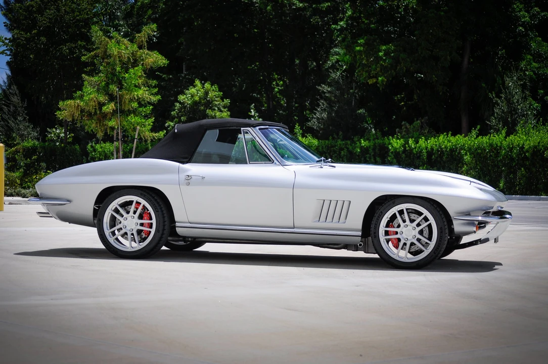 1967 Chevrolet Corvette C2 - Image 16 of 31