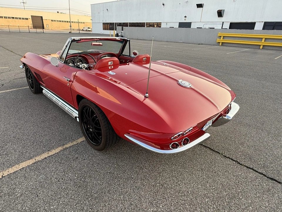 1967 Chevrolet Corvette C2 - Image 22 of 31