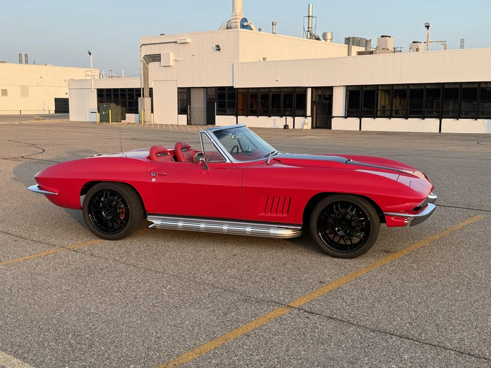 1967 Chevrolet Corvette C2 - Image 15 of 31