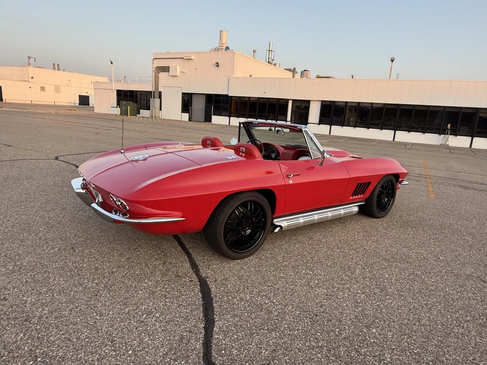 1967 Chevrolet Corvette C2 - Image 18 of 31