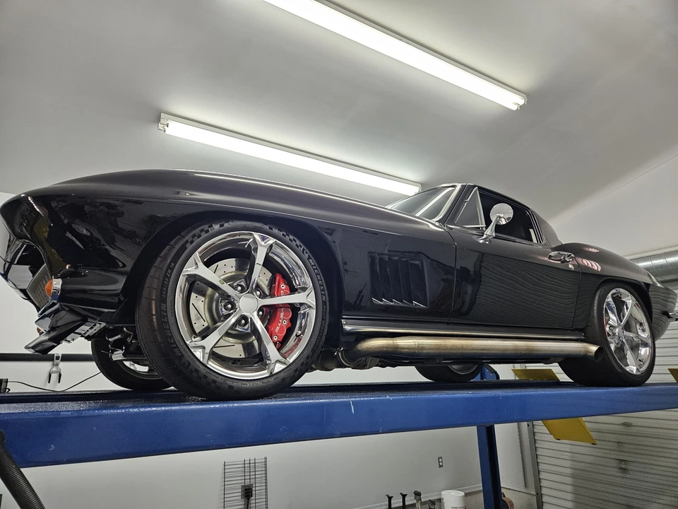 1967 Chevrolet Corvette C2 - Image 30 of 31