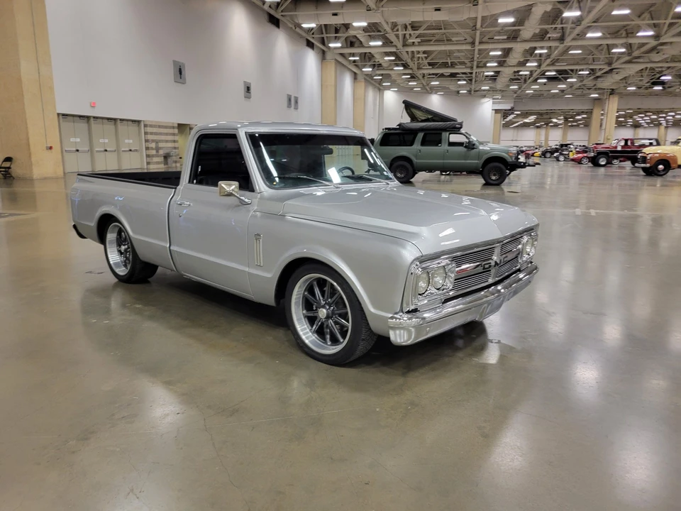 1967 GMC C/K 1st Gen - Image 16 of 31