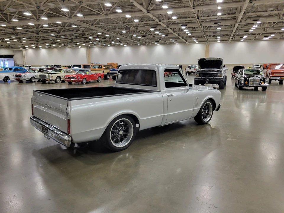 1967 GMC C/K 1st Gen - Image 30 of 31