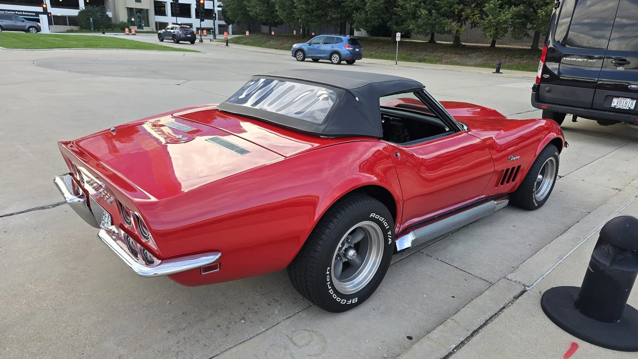 1968 Chevrolet Corvette C3 - Image 15 of 31