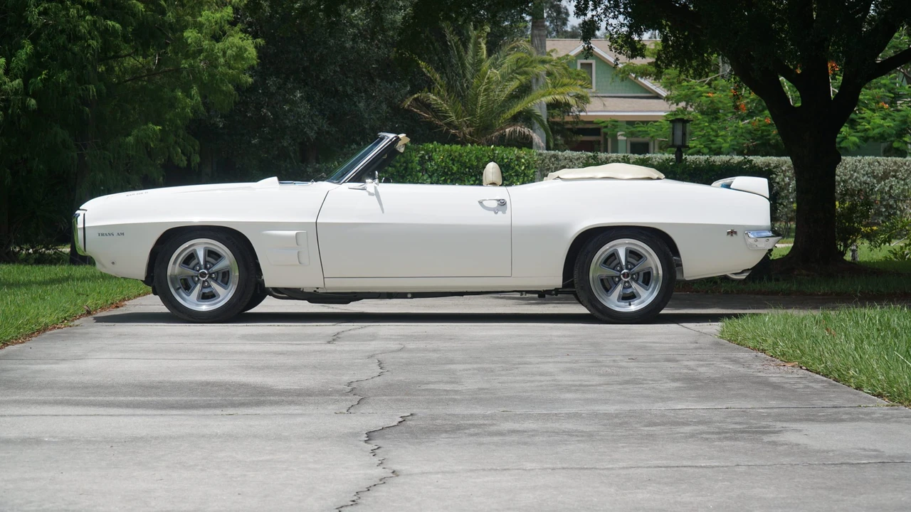 1969 Pontiac Firebird 1st Gen - Image 5 of 31