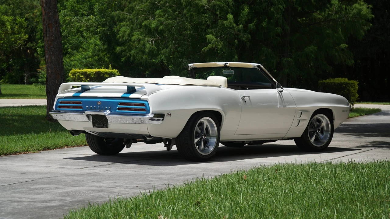 1969 Pontiac Firebird 1st Gen - Image 14 of 31
