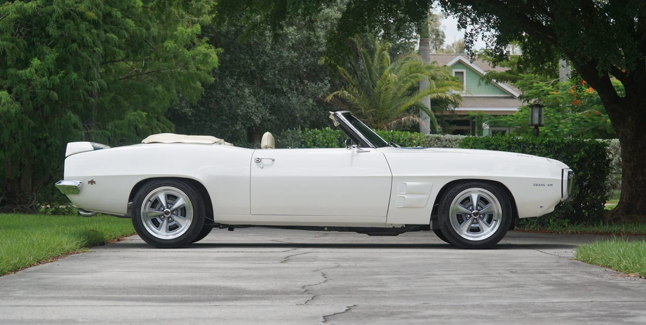 1969 Pontiac Firebird 1st Gen - Image 15 of 31