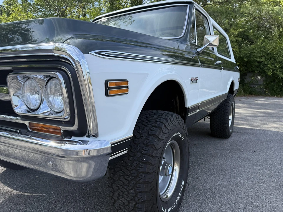 1971 GMC Jimmy 1st Gen - Image 14 of 31