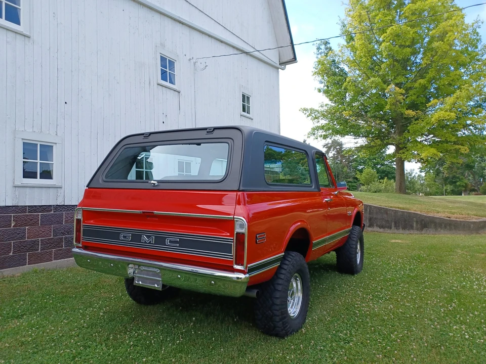1971 GMC Jimmy 1st Gen - Image 10 of 31