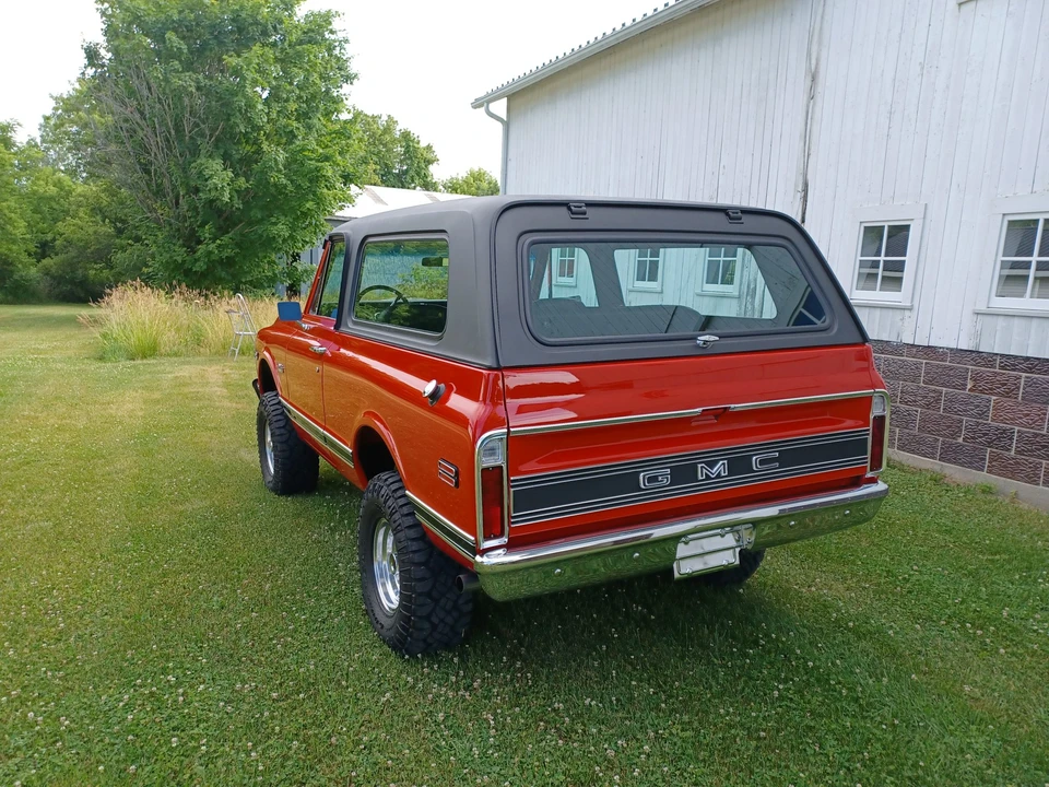 1971 GMC Jimmy 1st Gen - Image 14 of 31