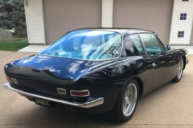 1973 Studebaker Avanti - Image 5 of 12
