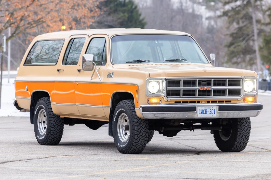 1977 GMC Suburban 6th Gen - Image 5 of 31