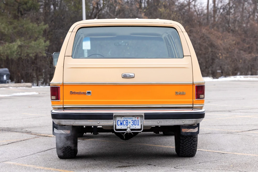 1977 GMC Suburban 6th Gen - Image 8 of 31