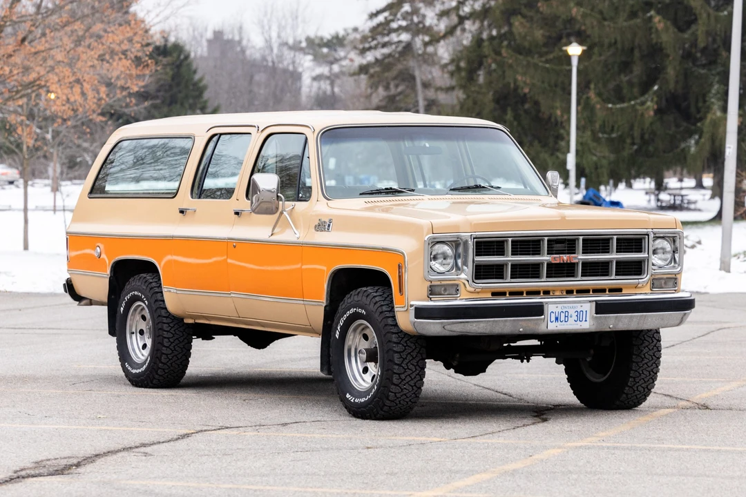 1977 GMC Suburban 6th Gen - Image 4 of 31