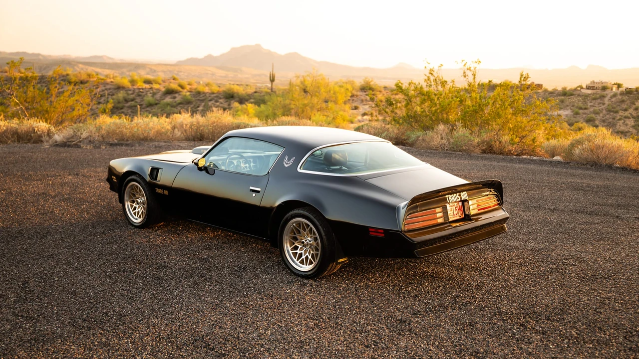 1977 Pontiac Firebird Formula 2nd Gen - Image 20 of 31