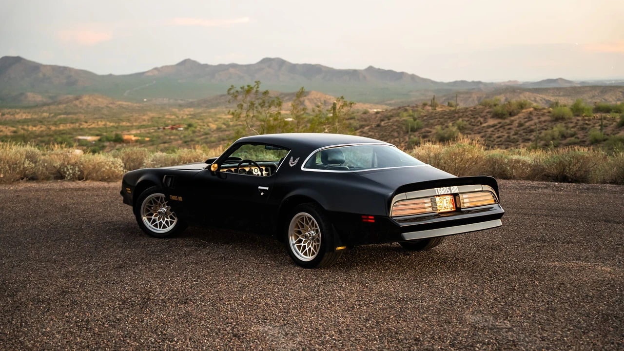 1977 Pontiac Firebird Formula 2nd Gen - Image 18 of 31