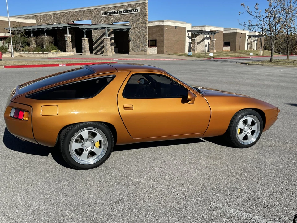 1980 Porsche 928 S - Image 10 of 31