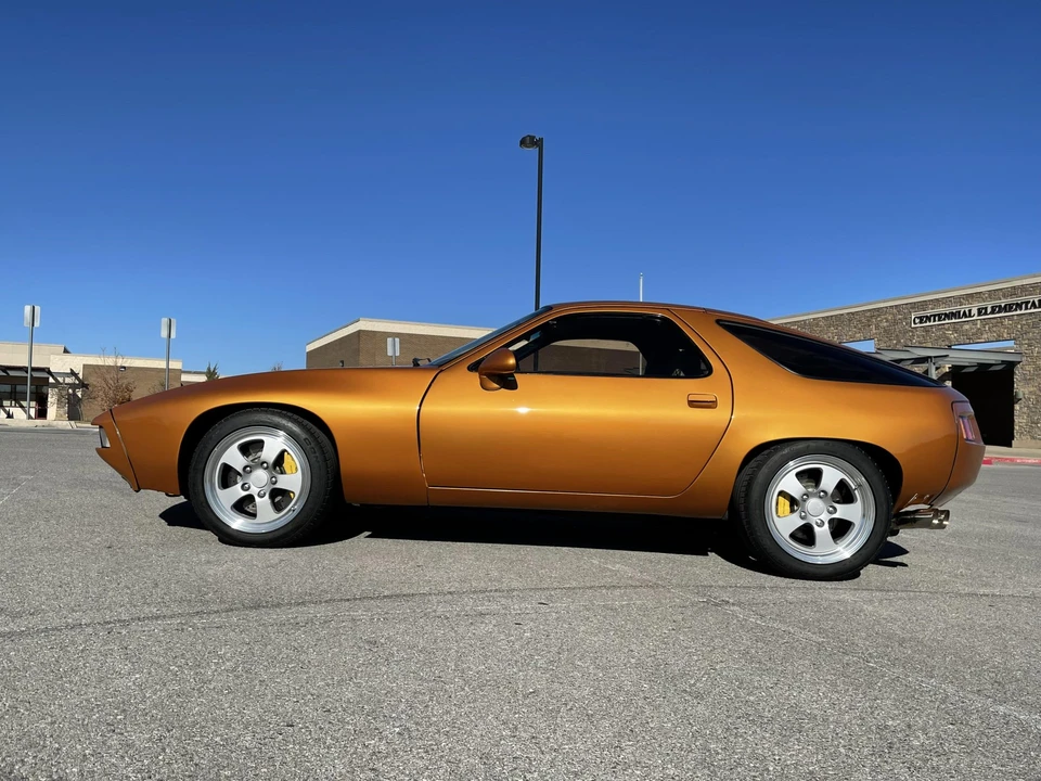 1980 Porsche 928 S - Image 24 of 31