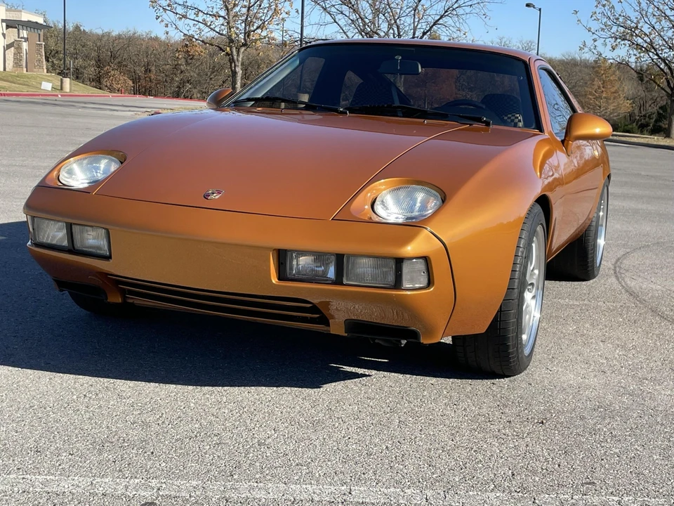 1980 Porsche 928 S - Image 3 of 31