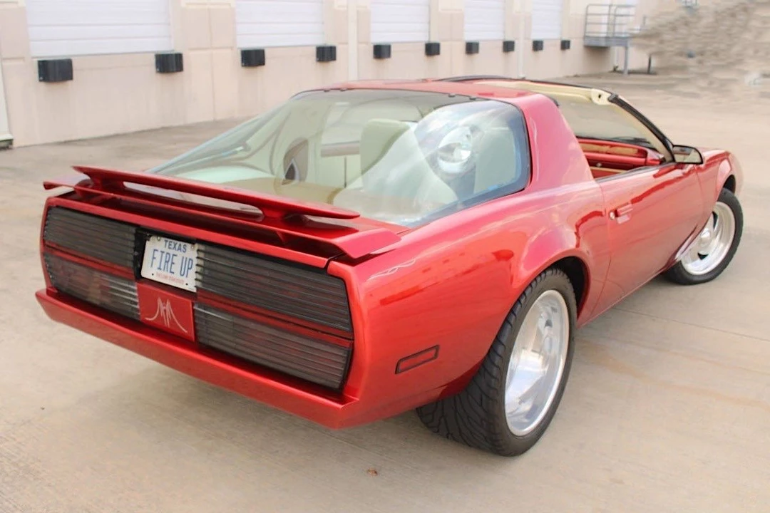 1983 Pontiac Firebird 3rd Gen - Image 9 of 31