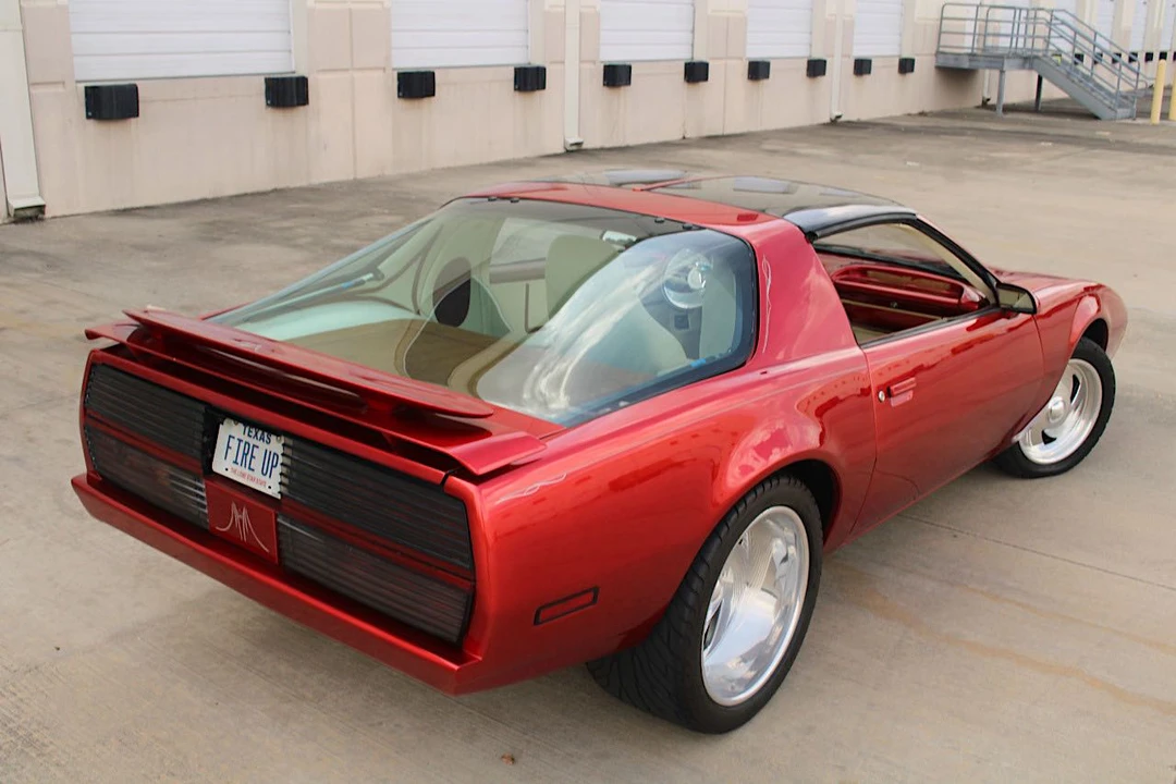 1983 Pontiac Firebird 3rd Gen - Image 6 of 31