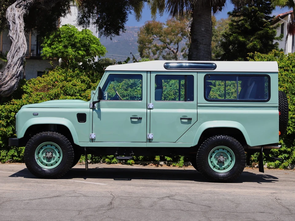 1984 Land Rover Defender 110 - Image 16 of 31