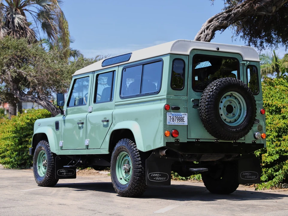 1984 Land Rover Defender 110 - Image 13 of 31