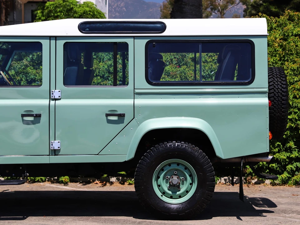 1984 Land Rover Defender 110 - Image 25 of 31