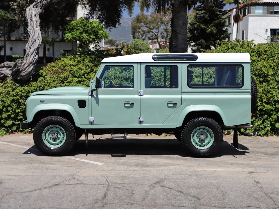 1984 Land Rover Defender 110 - Image 15 of 31