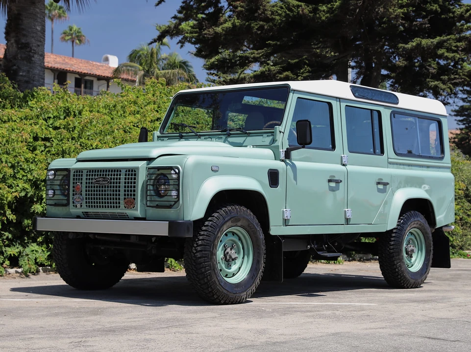 1984 Land Rover Defender 110 - Image 4 of 31