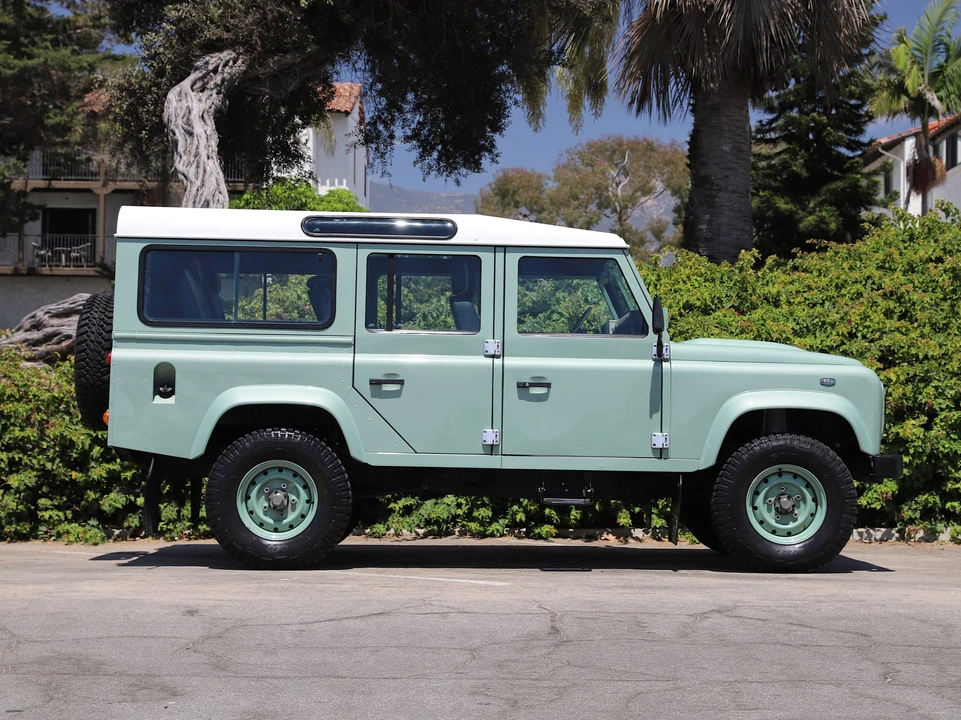 1984 Land Rover Defender 110 - Image 10 of 31