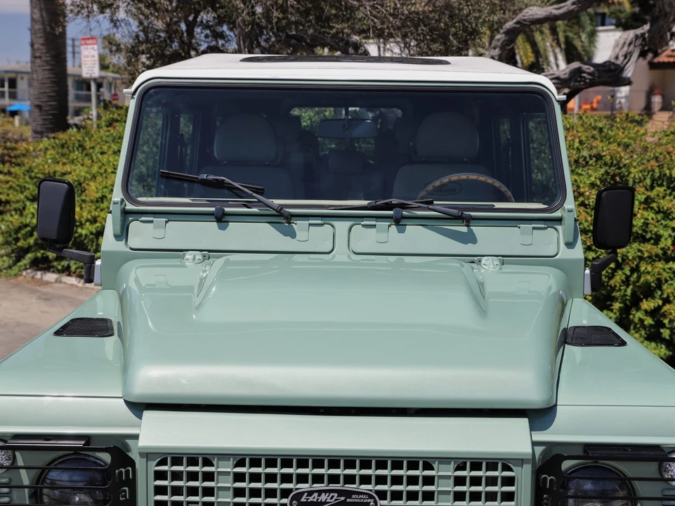 1984 Land Rover Defender 110 - Image 17 of 31