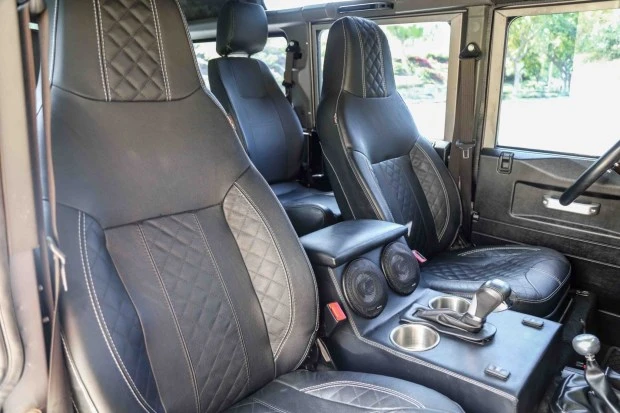 1984 Land Rover Defender 110 - Image 4 of 7