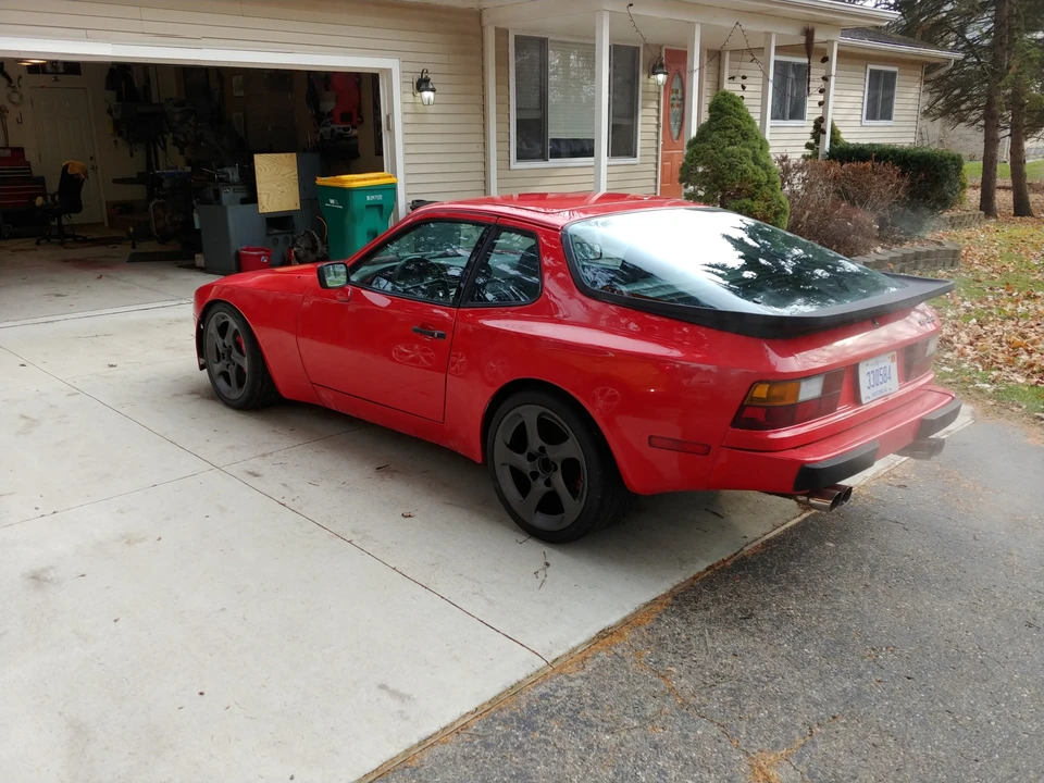 1984 Porsche 944 - Image 6 of 31