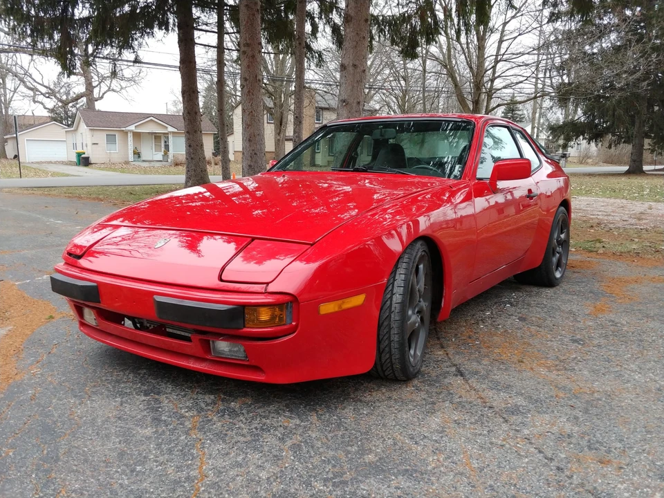 1984 Porsche 944 - Image 17 of 31