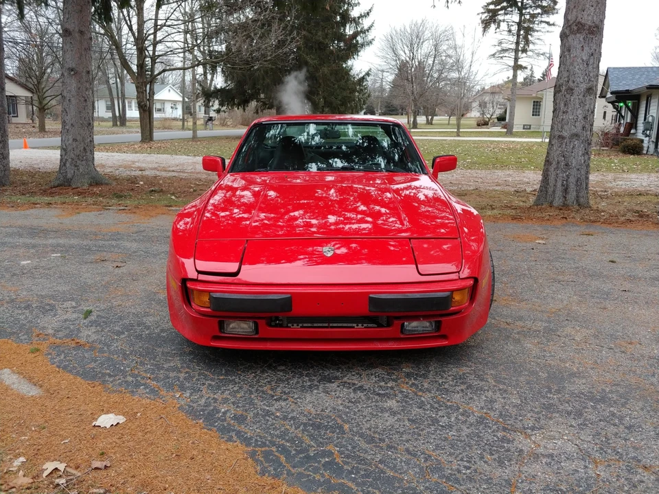 1984 Porsche 944 - Image 14 of 31