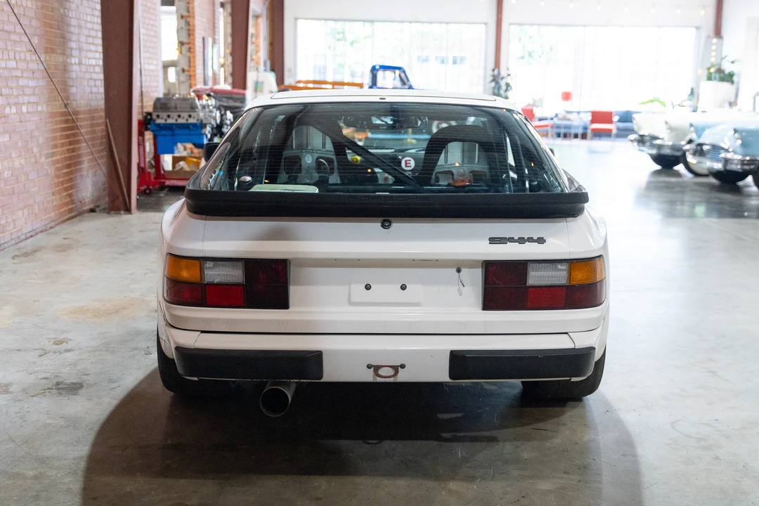 1984 Porsche 944 - Image 5 of 31