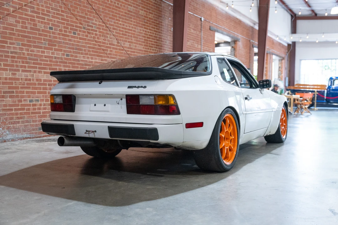1984 Porsche 944 - Image 6 of 31