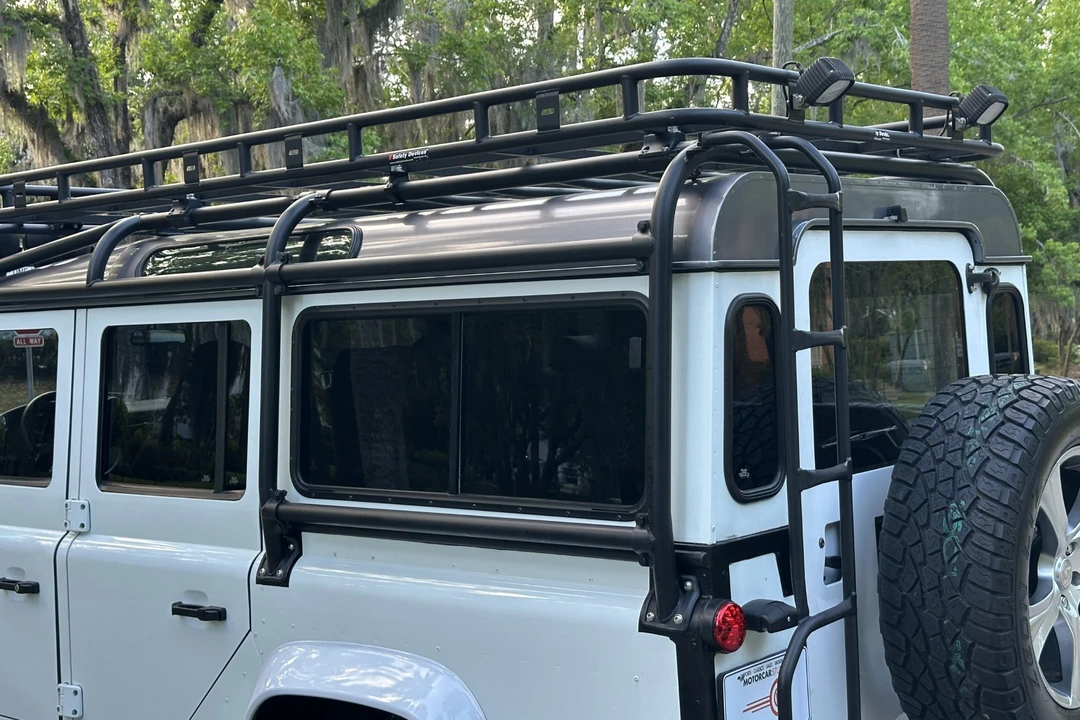 1985 Land Rover Defender 110 - Image 18 of 31