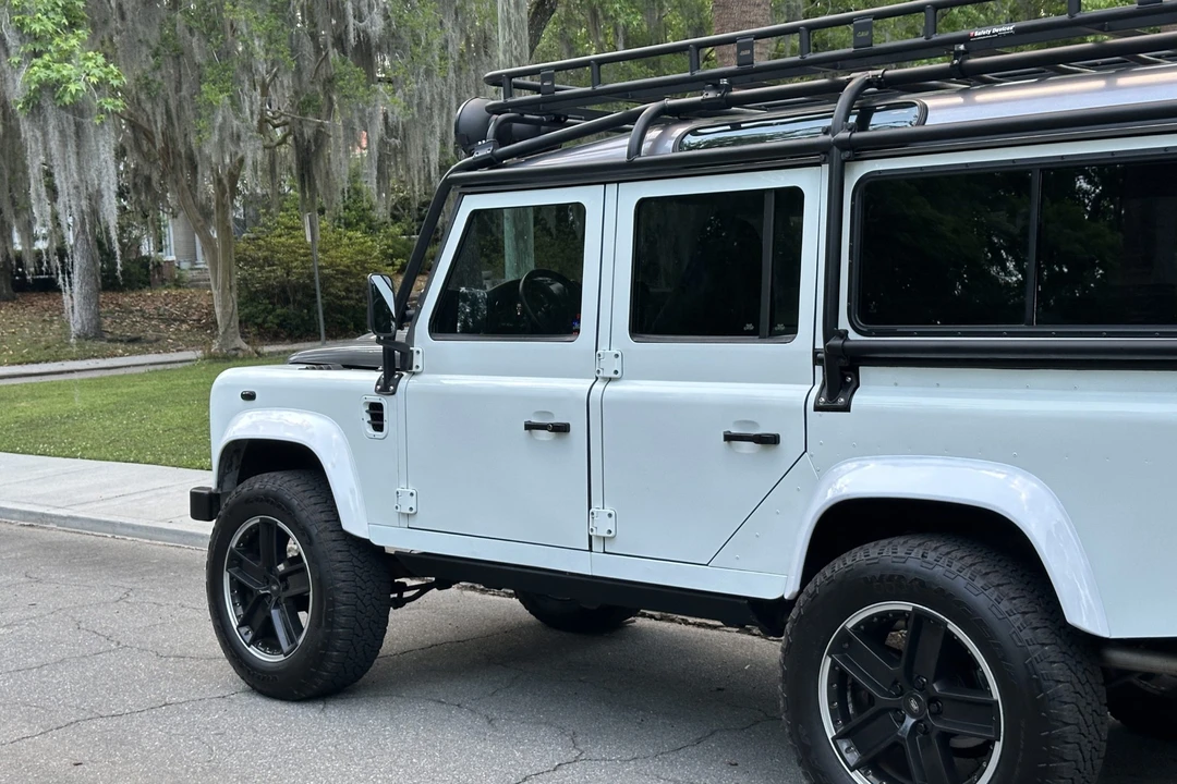 1985 Land Rover Defender 110 - Image 21 of 31