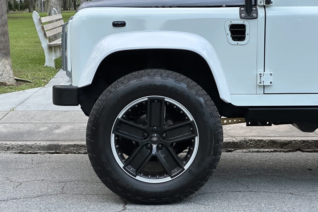 1985 Land Rover Defender 110 - Image 27 of 31